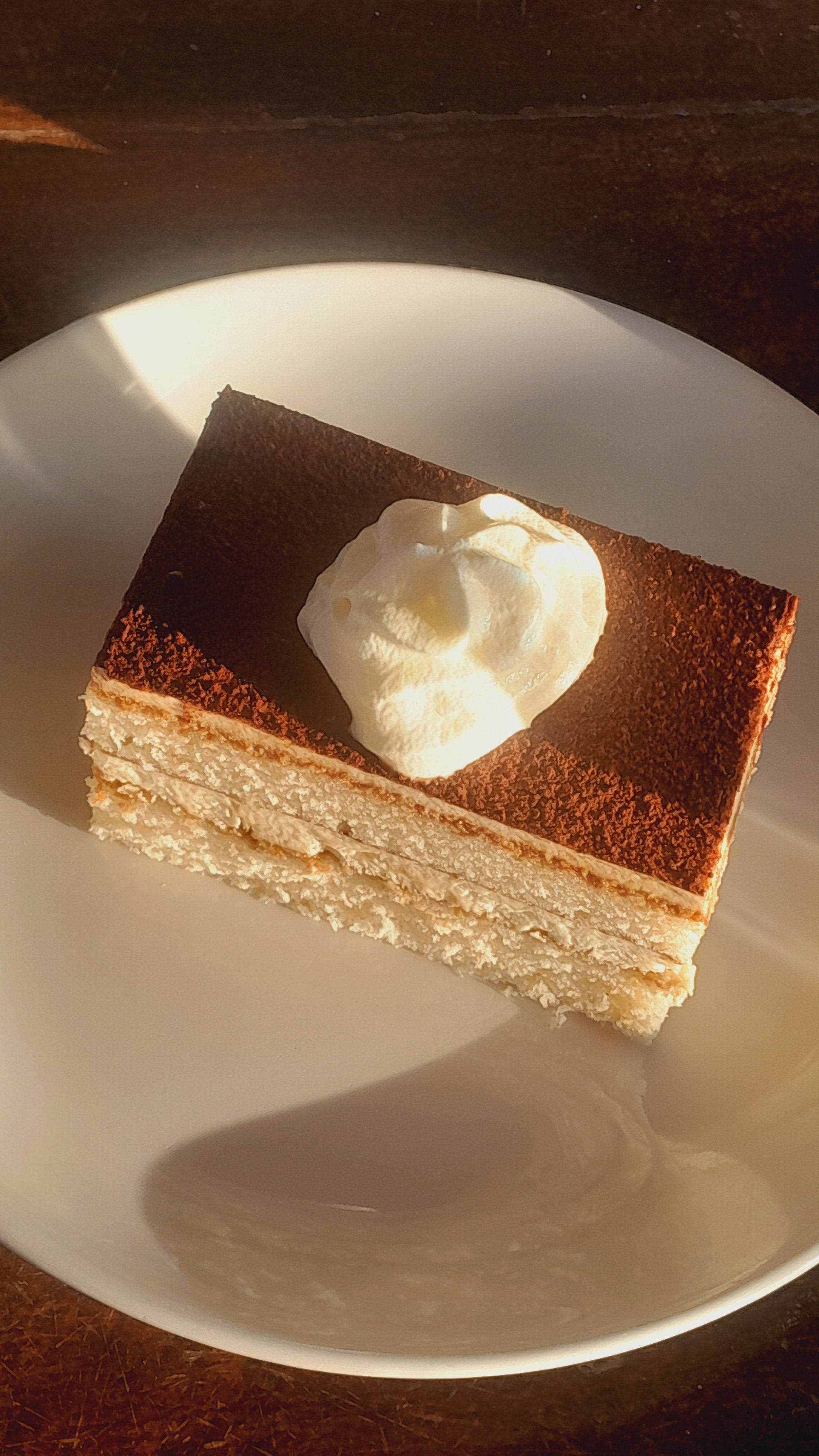 Tiramisu Cake