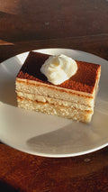 Tiramisu Cake